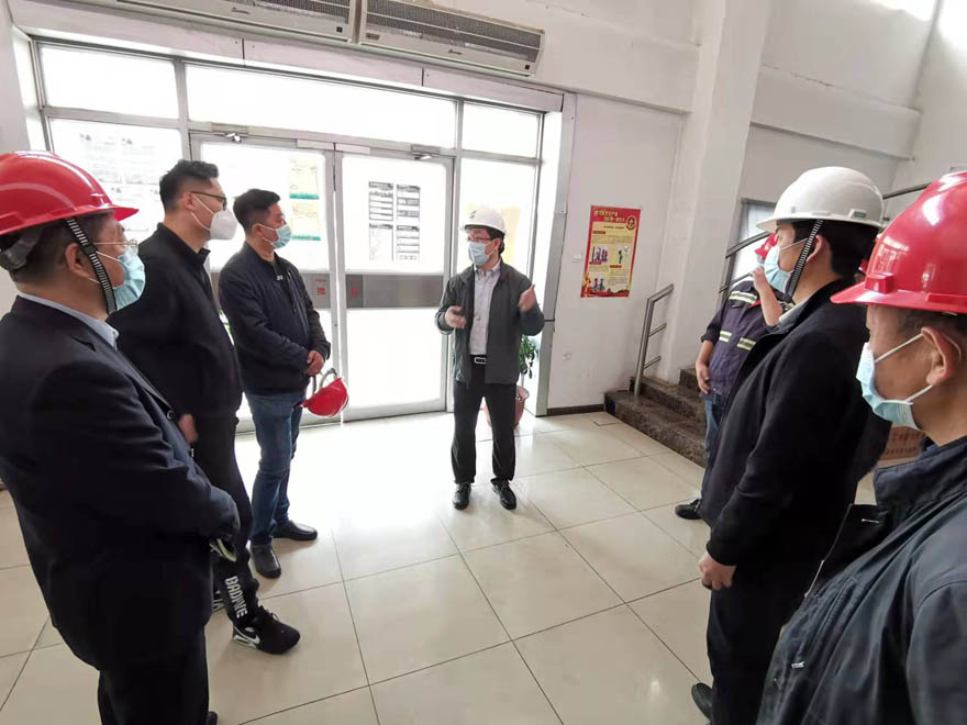 1667788431957662.jpg 李振物流檢查安全.jpg